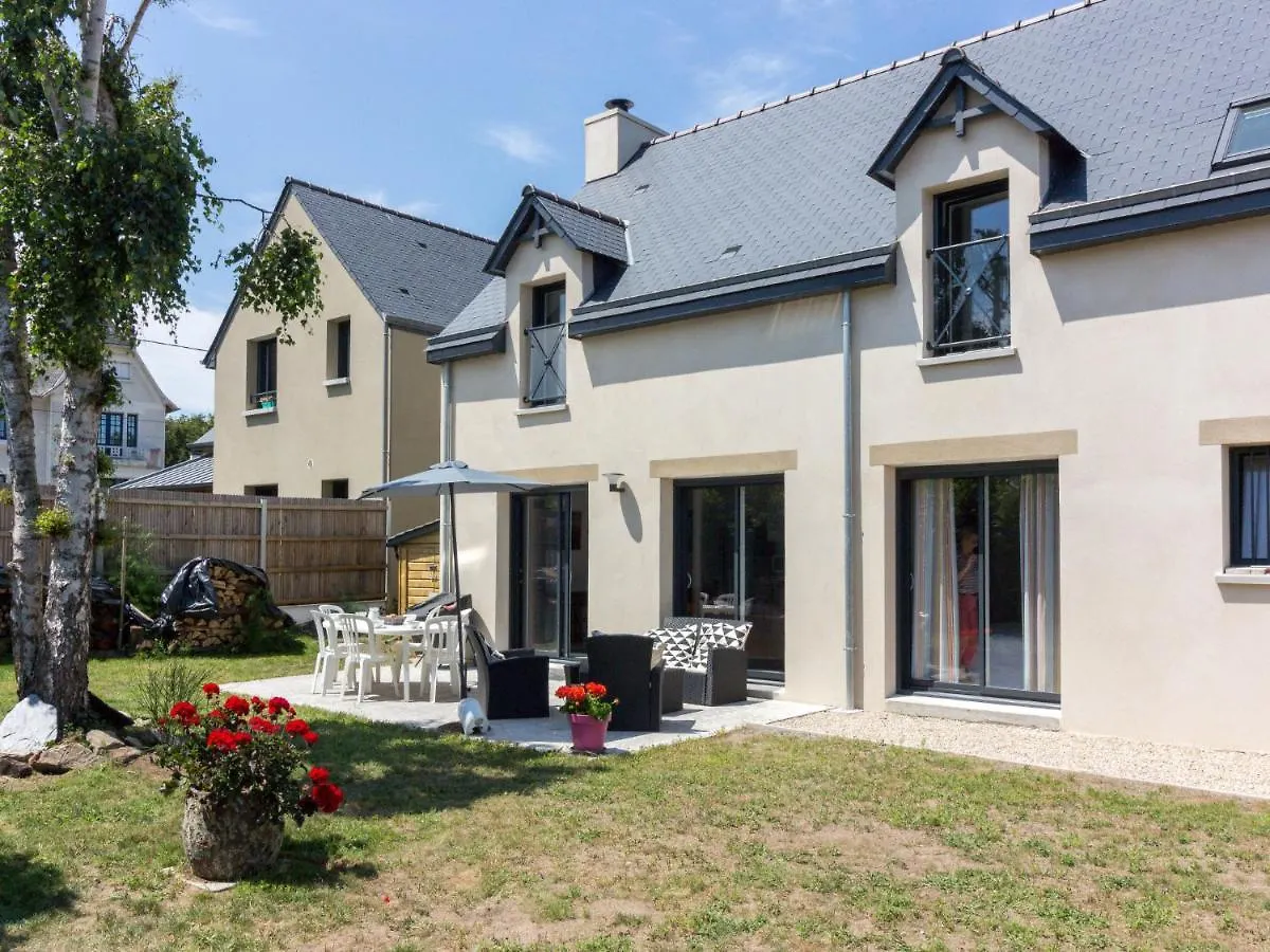 Holiday Home Ker-Heol By Interhome Saint-Lunaire